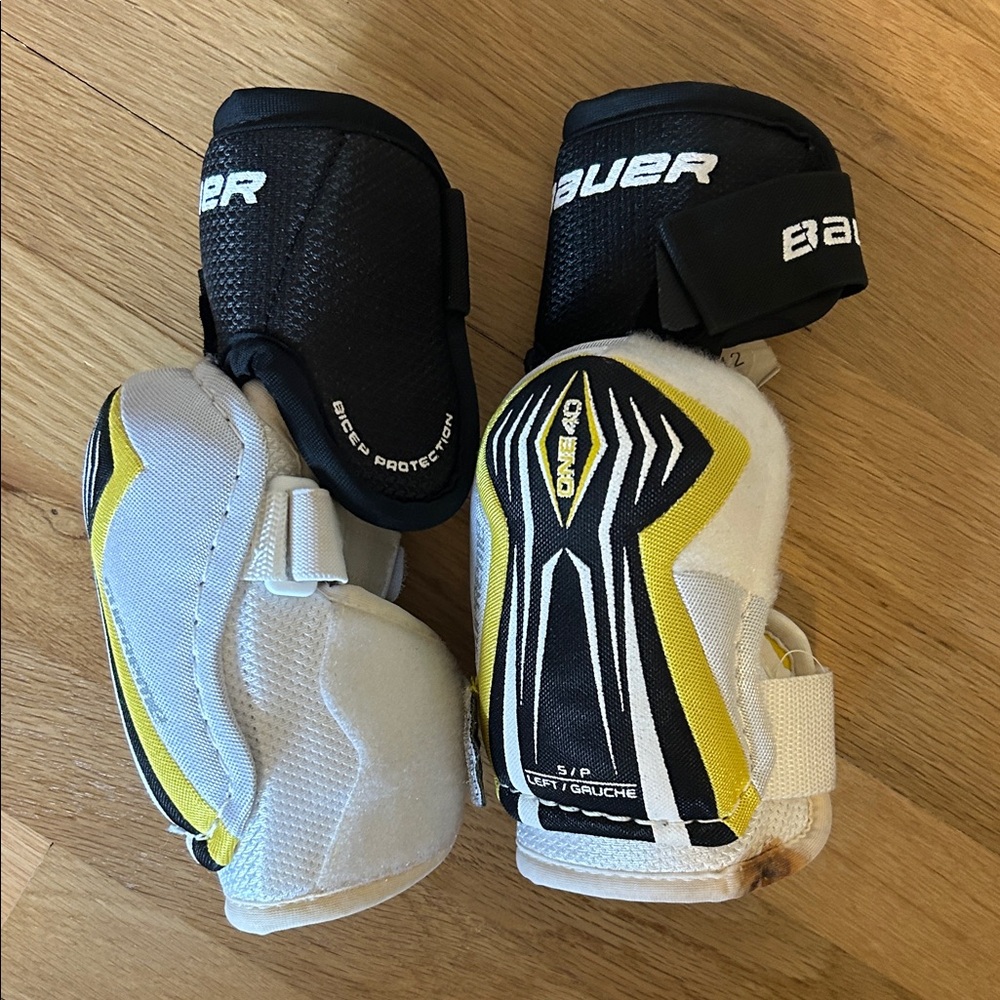 Bauer Supreme ONE40 Elbow Pads Size Small - Picture 2 of 10